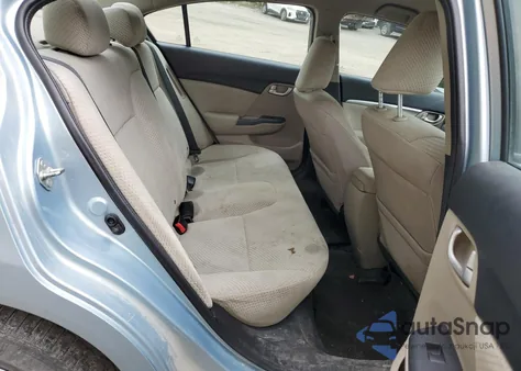 2014 Honda Civic Hybrid z USA, uszkodzony, nr VIN 19XFB4F26EE000510